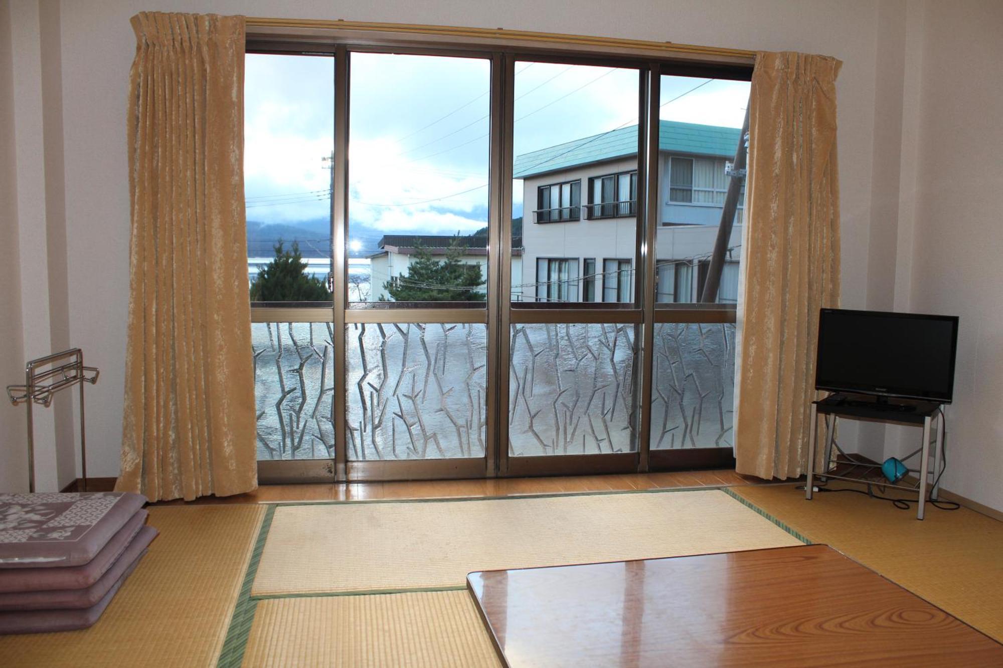 Sugakuso Hotel Yamanakako Ruang foto