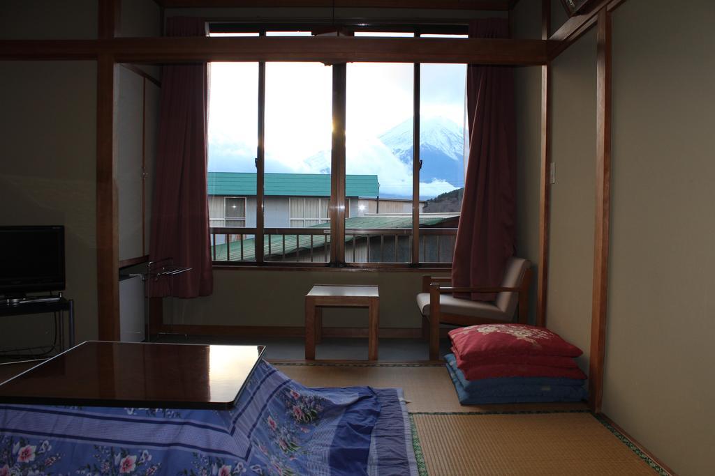 Sugakuso Hotel Yamanakako Bagian luar foto