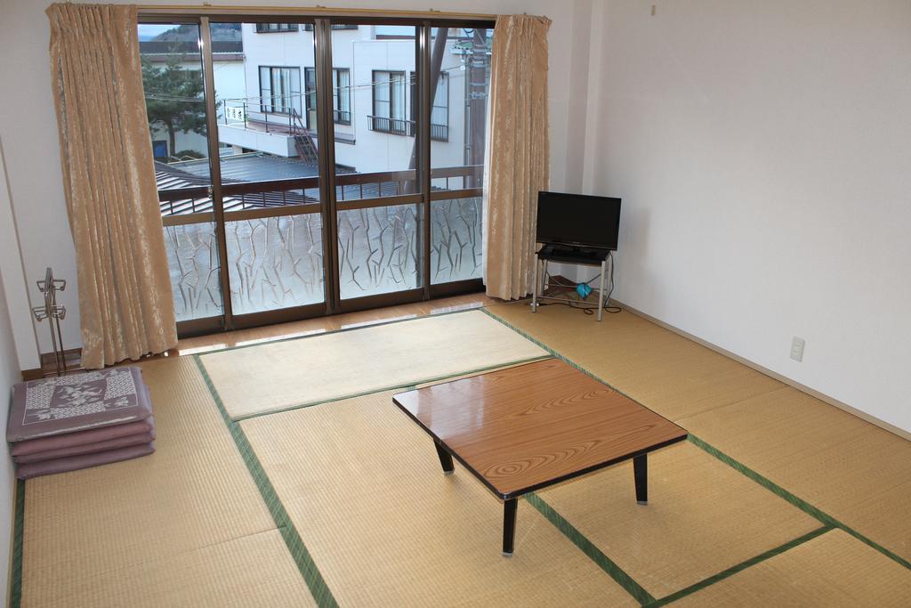 Sugakuso Hotel Yamanakako Bagian luar foto