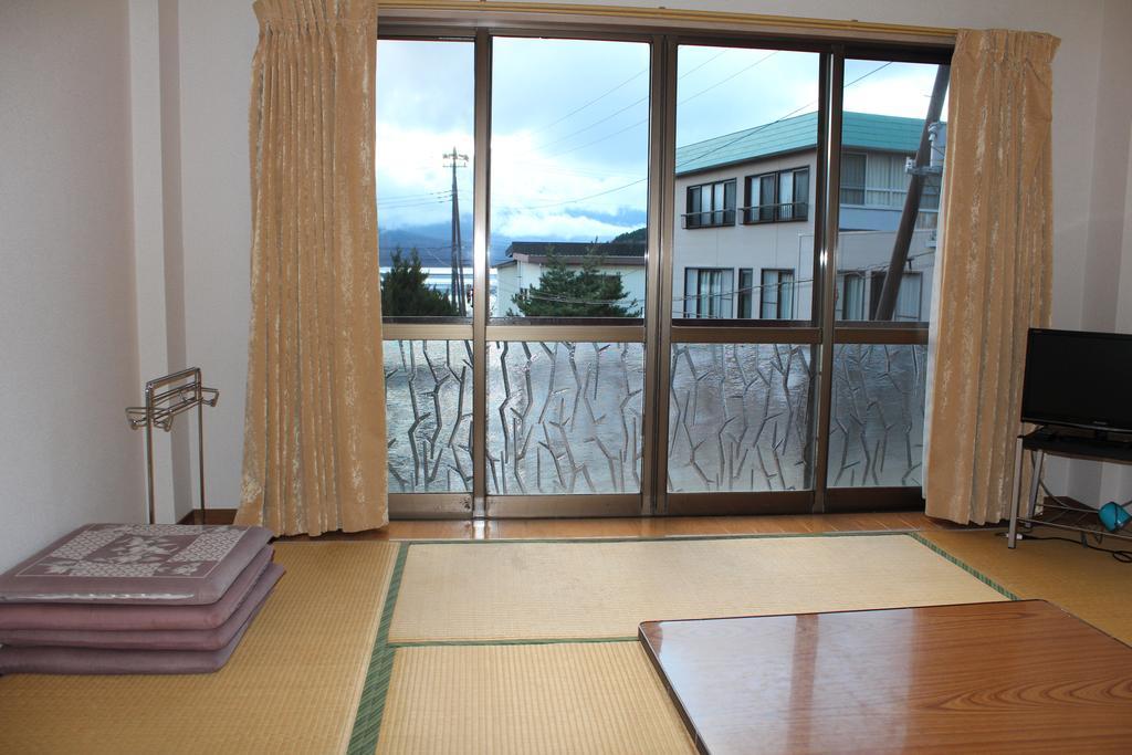 Sugakuso Hotel Yamanakako Bagian luar foto