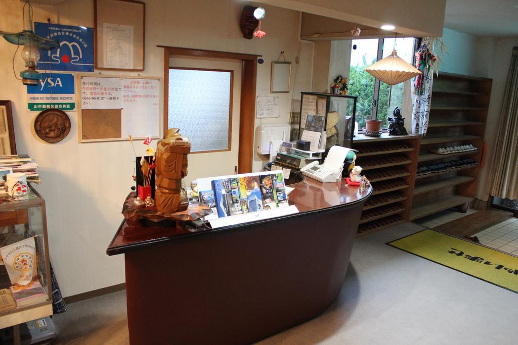 Sugakuso Hotel Yamanakako Bagian luar foto